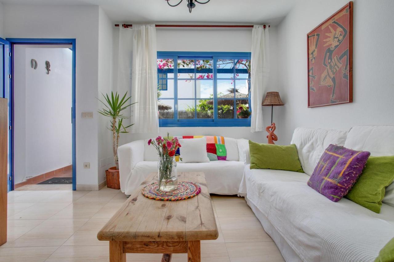 Villa Casa Rosa à Yaiza  Extérieur photo