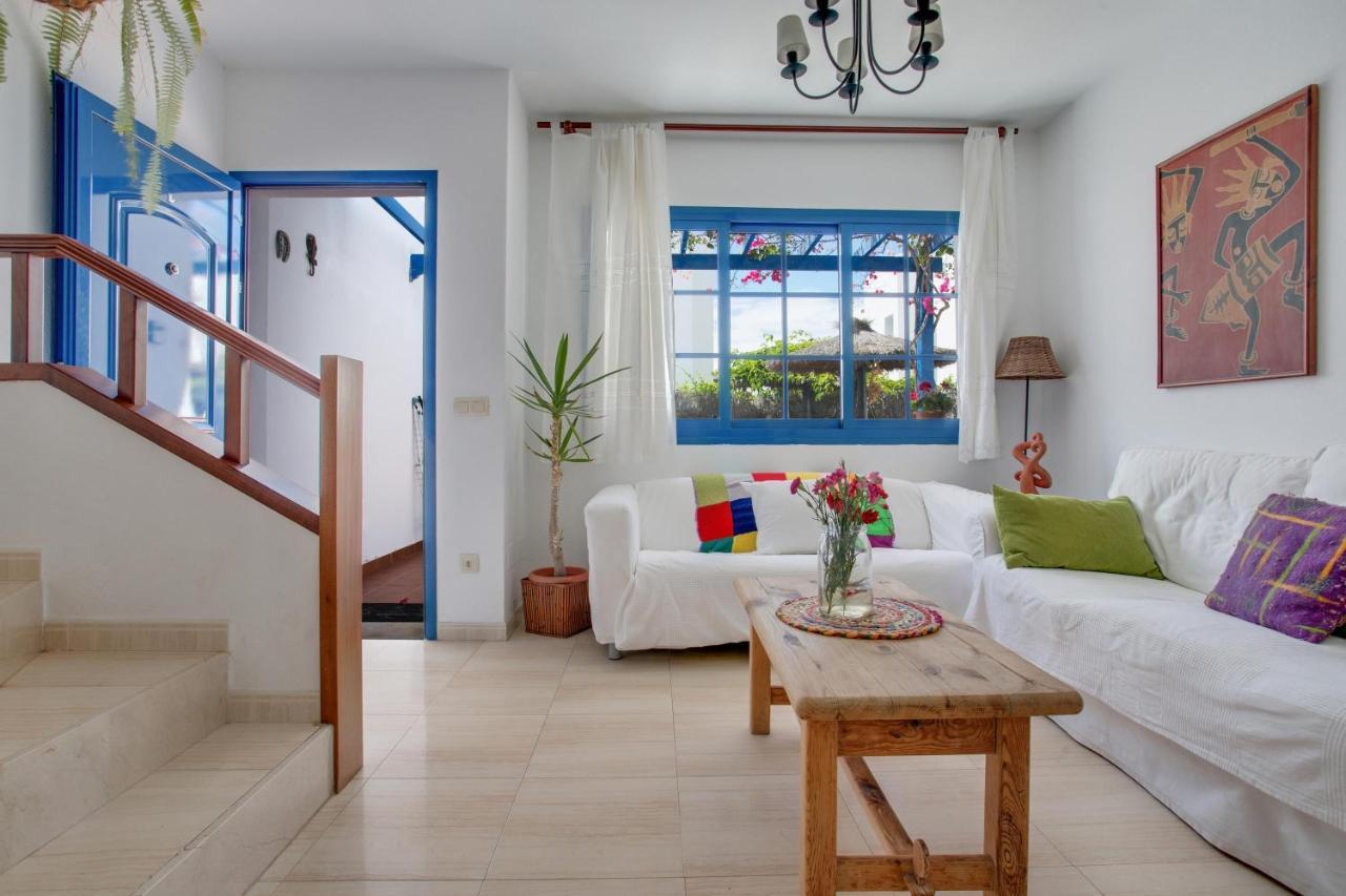 Villa Casa Rosa à Yaiza  Extérieur photo